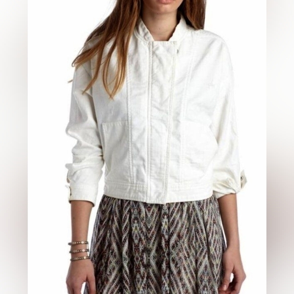Free People OB407552 White Distressed Tennis Denim Jacket M Oversized Boho - Picture 1 of 9